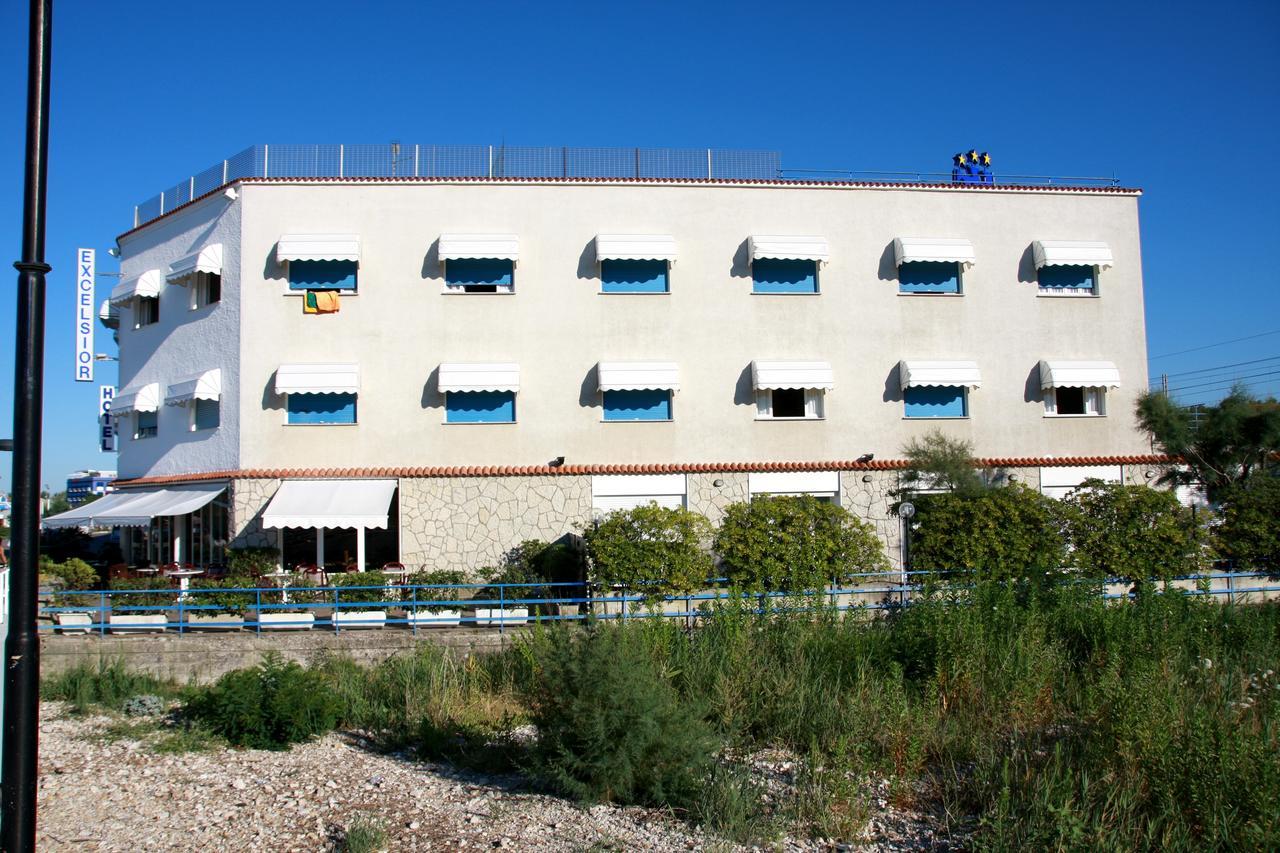 Hotel Excelsior Fano Extérieur photo