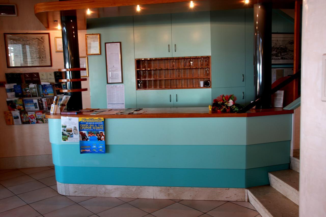 Hotel Excelsior Fano Extérieur photo